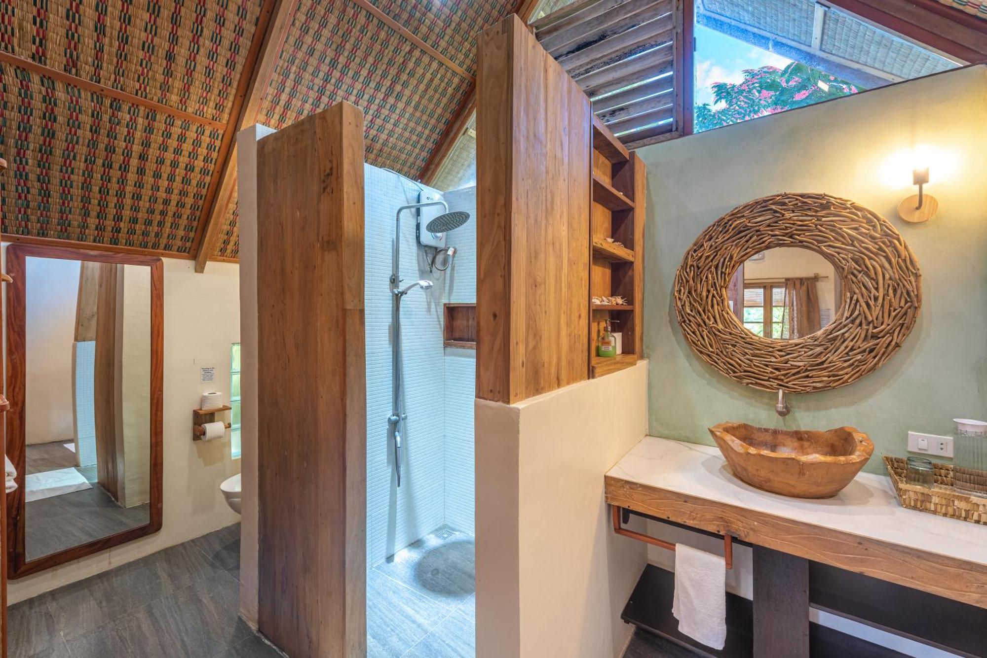 Camanolo Homestay Хенерал Луна Екстериор снимка